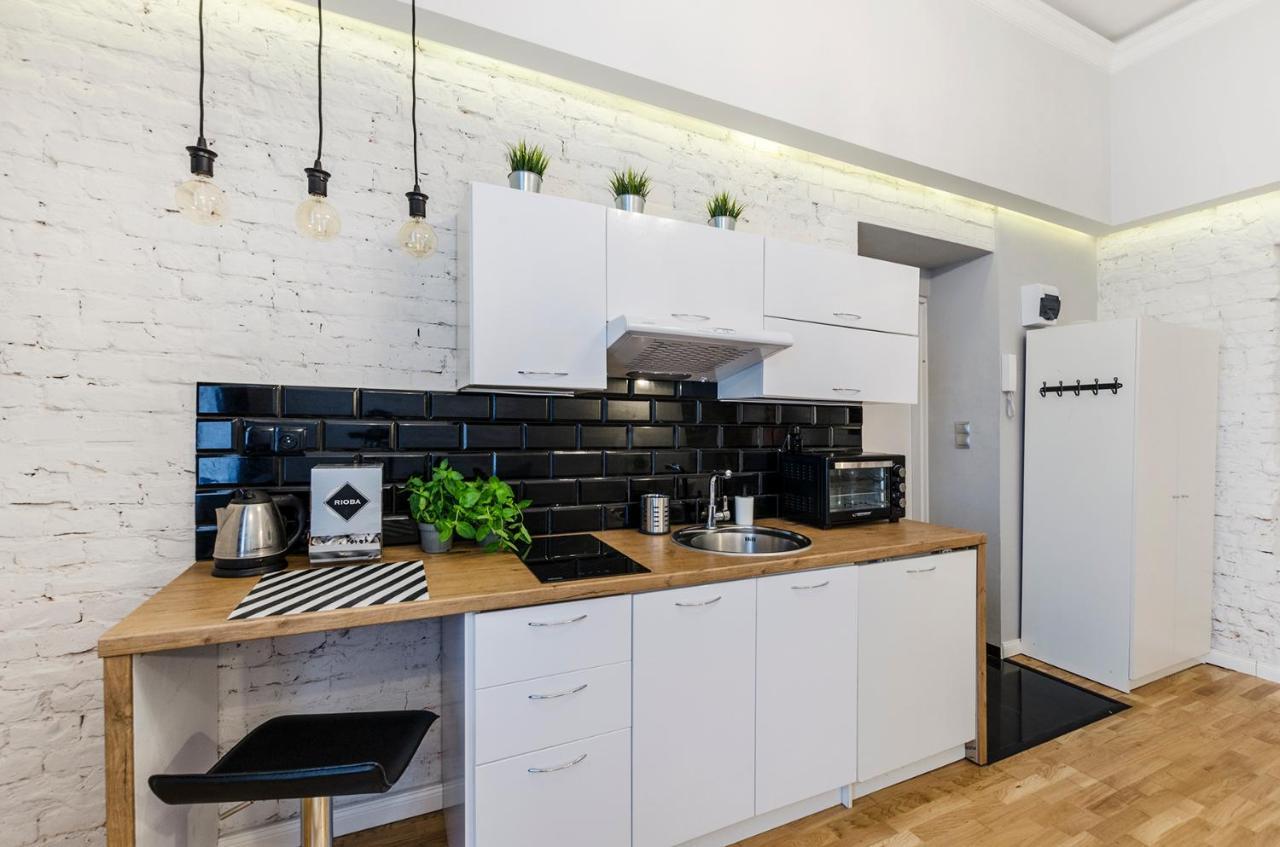Standard Apartment On 6 Sierpnia Łódź Kültér fotó